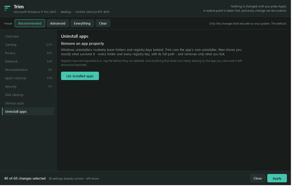 The uninstall screen listing installed applications with their publisher and size, ready to be removed.